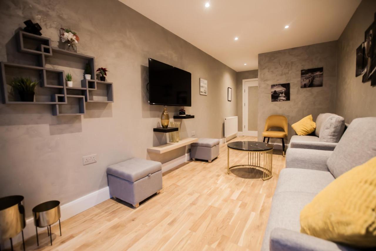 Luxury Fulham 3 Bedroom Garden House Лондон Екстериор снимка