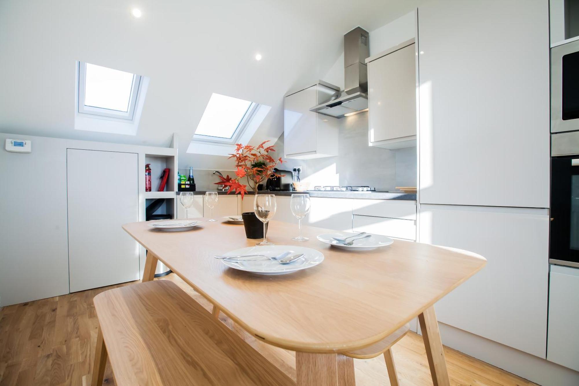 Luxury Fulham 3 Bedroom Garden House Лондон Екстериор снимка
