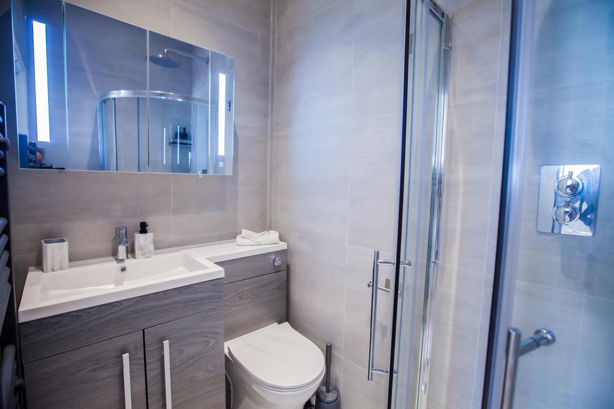 Luxury Fulham 3 Bedroom Garden House Лондон Екстериор снимка
