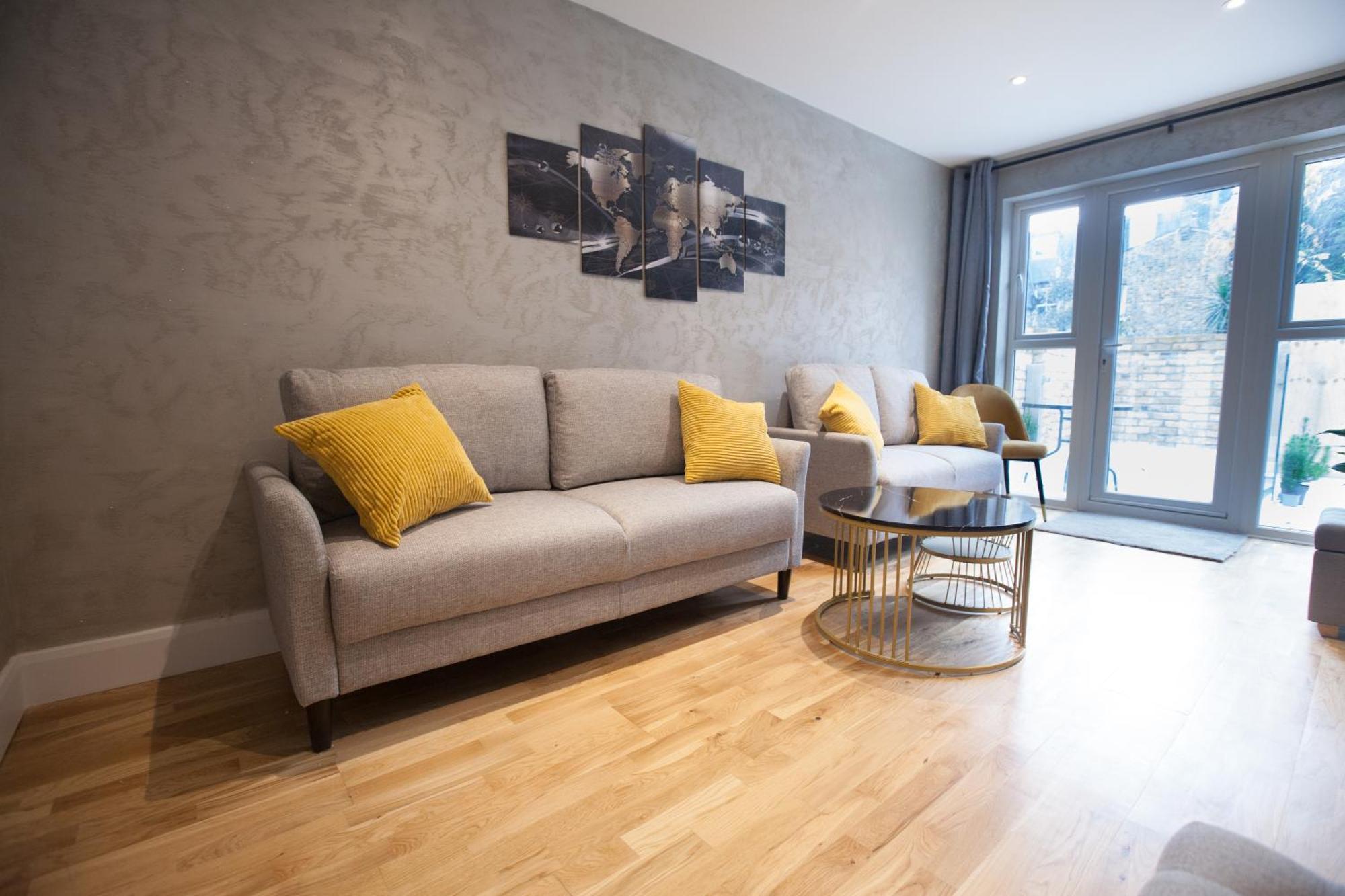 Luxury Fulham 3 Bedroom Garden House Лондон Екстериор снимка