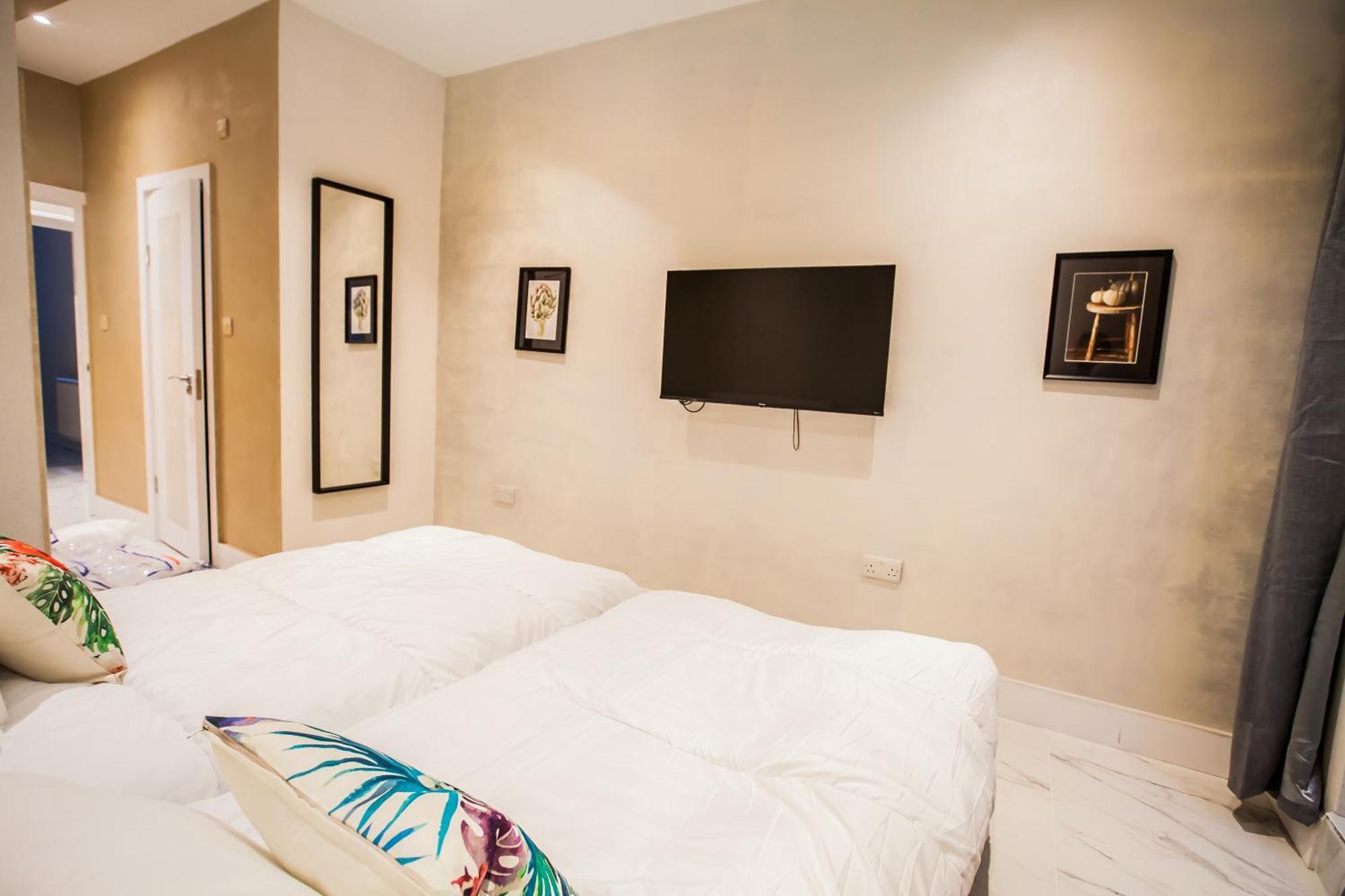 Luxury Fulham 3 Bedroom Garden House Лондон Екстериор снимка